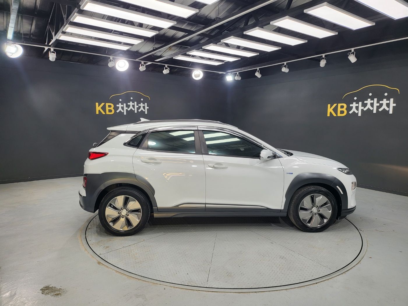 HYUNDAI KONA ELECTRIC 2019