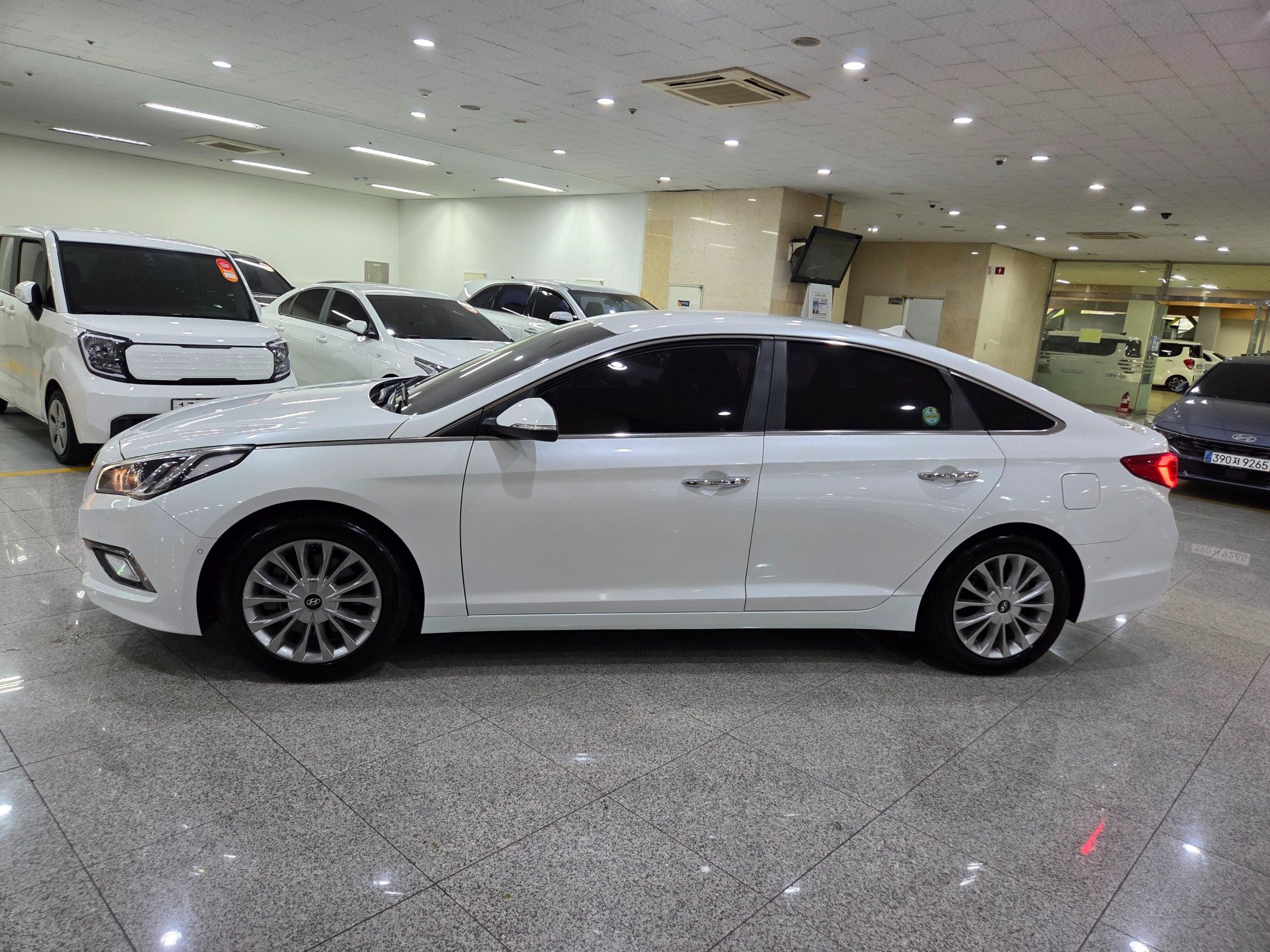 HYUNDAI SONATA LF 2015