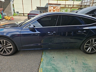 AUDI A7 4K 2021