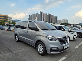 HYUNDAI STAREX GRAND 2019