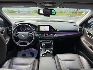HYUNDAI GRANDEUR IG 2017