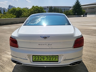 BENTLEY FLYING SPUR 2021