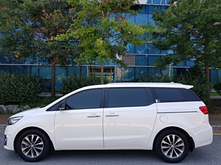 KIA CARNIVAL 2016