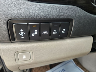 KIA CARNIVAL 2018