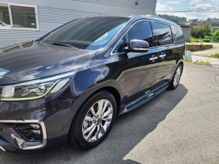 KIA CARNIVAL 2018