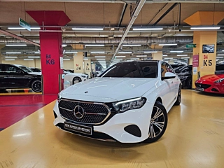 MERCEDES BENZ E-CLASS W214  E200 Avantgarde 2024
