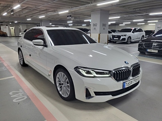 BMW 5-SERIES G30 2022