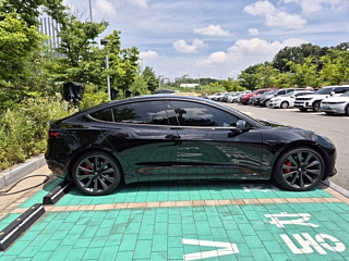 TESLA MODEL 3 2020