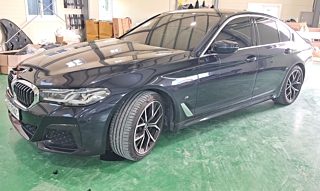 BMW 5-SERIES G30 2023