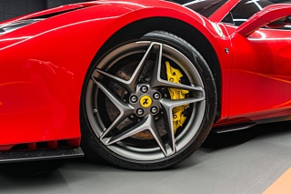 Заказать FERRARI F8 SPIDER