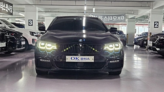 BMW 5-SERIES G30 2017