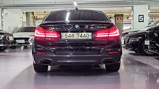 BMW 5-SERIES G30 2017