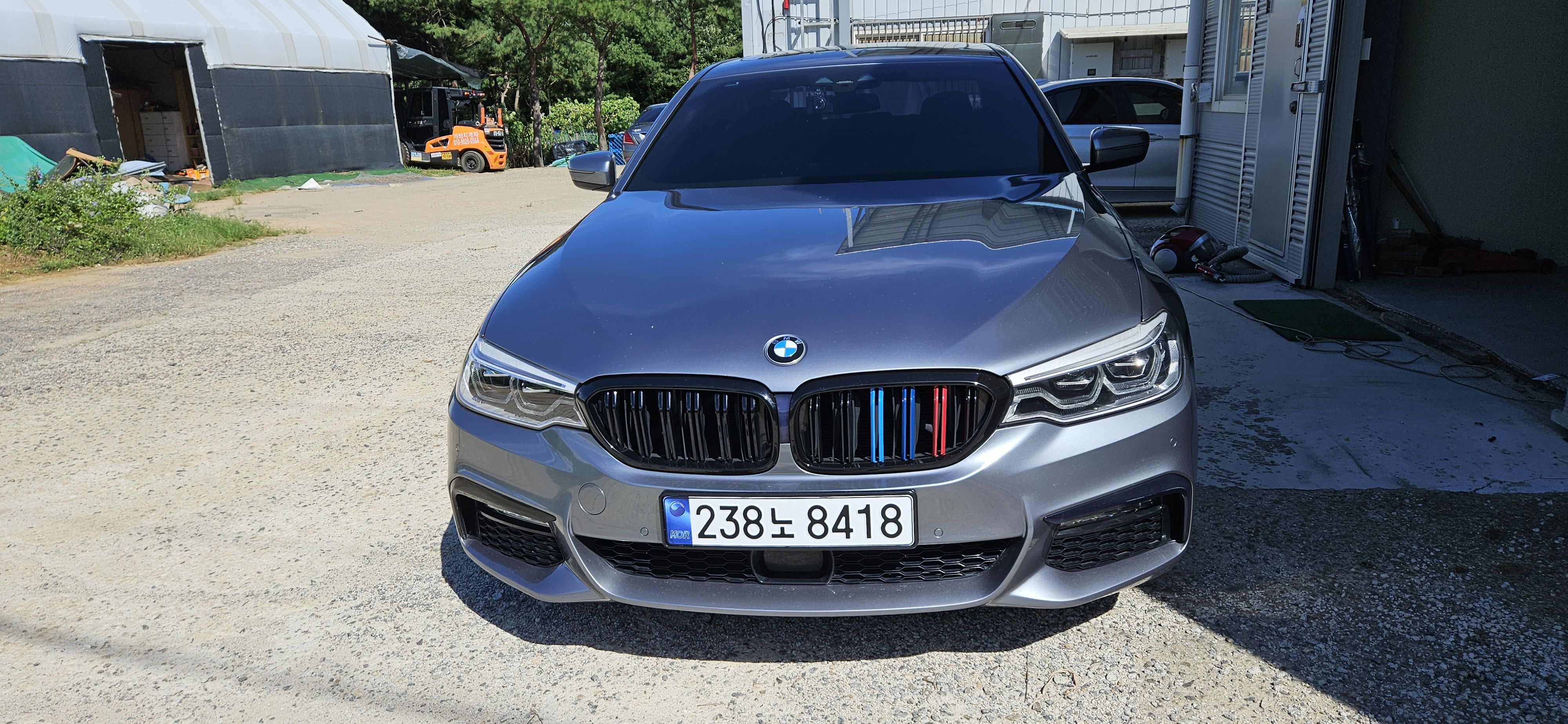 BMW 5-SERIES G30 2017