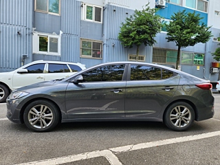 HYUNDAI AVANTE AD 2016