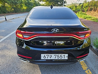 HYUNDAI GRANDEUR IG 2016