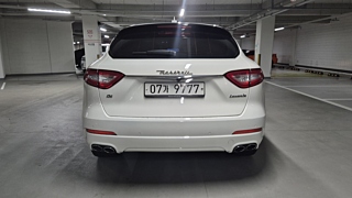 MASERATI LEVANTE 2017