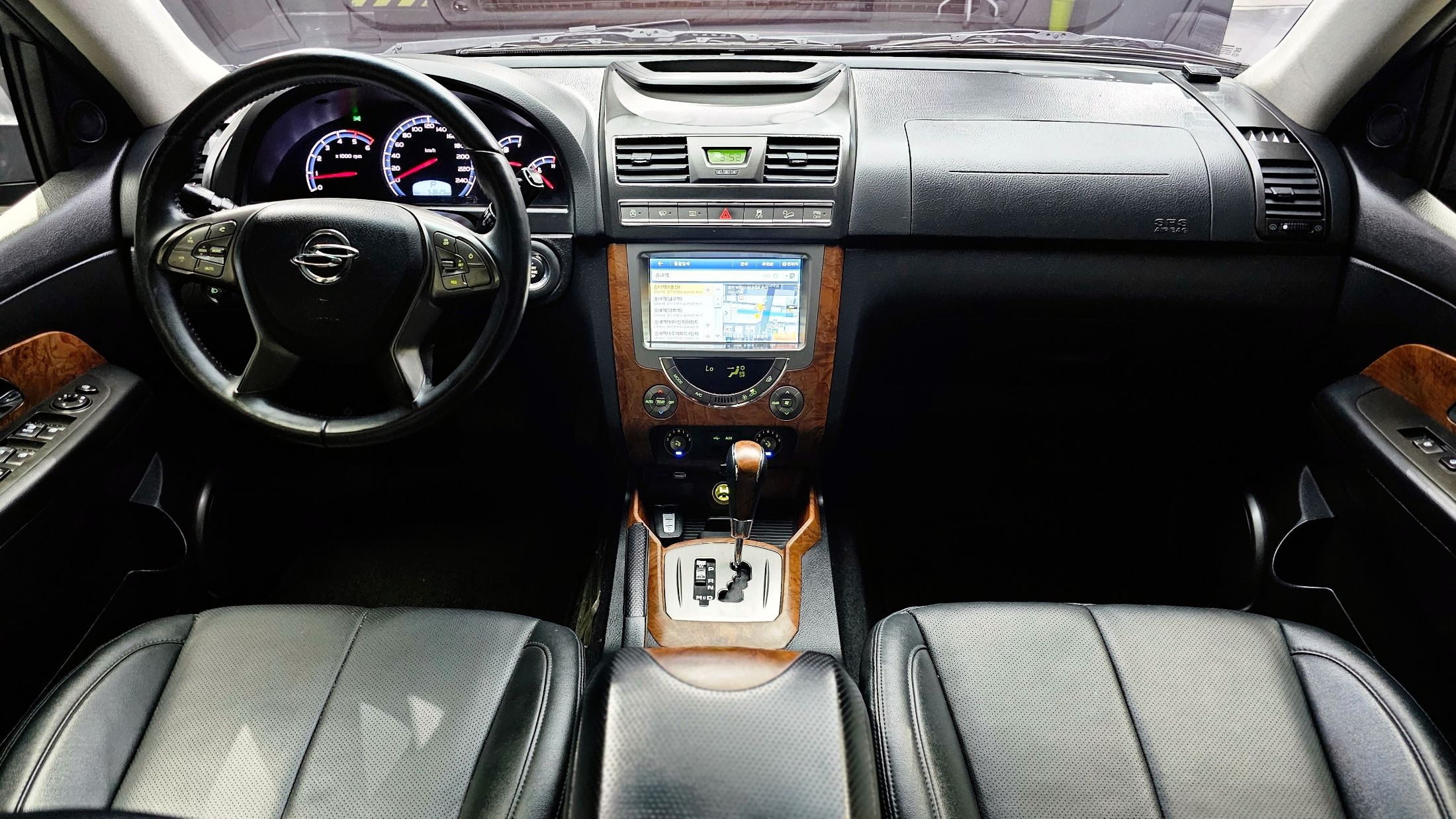 SSANGYONG REXTON W 2016