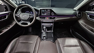HYUNDAI GRANDEUR IG 2017