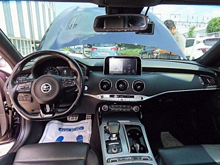 KIA STINGER 2017