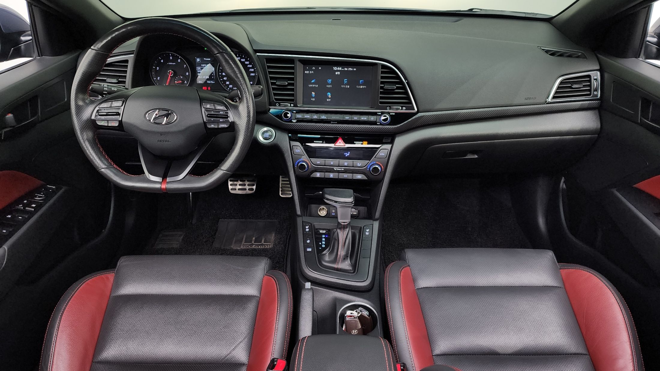 HYUNDAI AVANTE AD 2018
