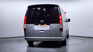 HYUNDAI STARIA 2022