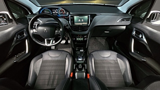 PEUGEOT 2008 2018