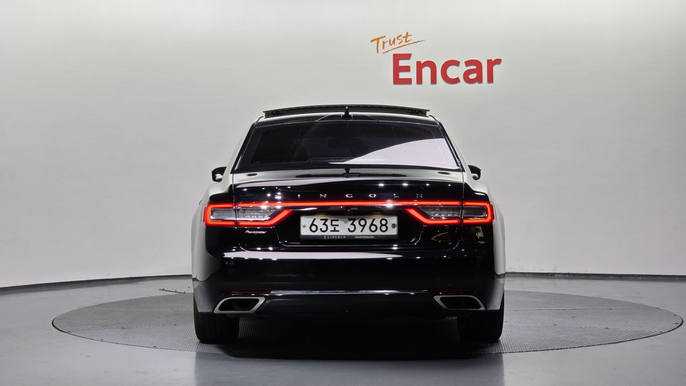 LINCOLN CONTINENTAL 2018