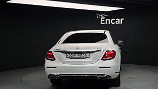 MERCEDES BENZ E-CLASS W213 2018