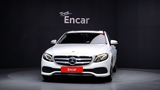 MERCEDES BENZ E-CLASS W213 2017