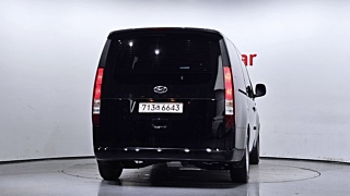 HYUNDAI STARIA 2022