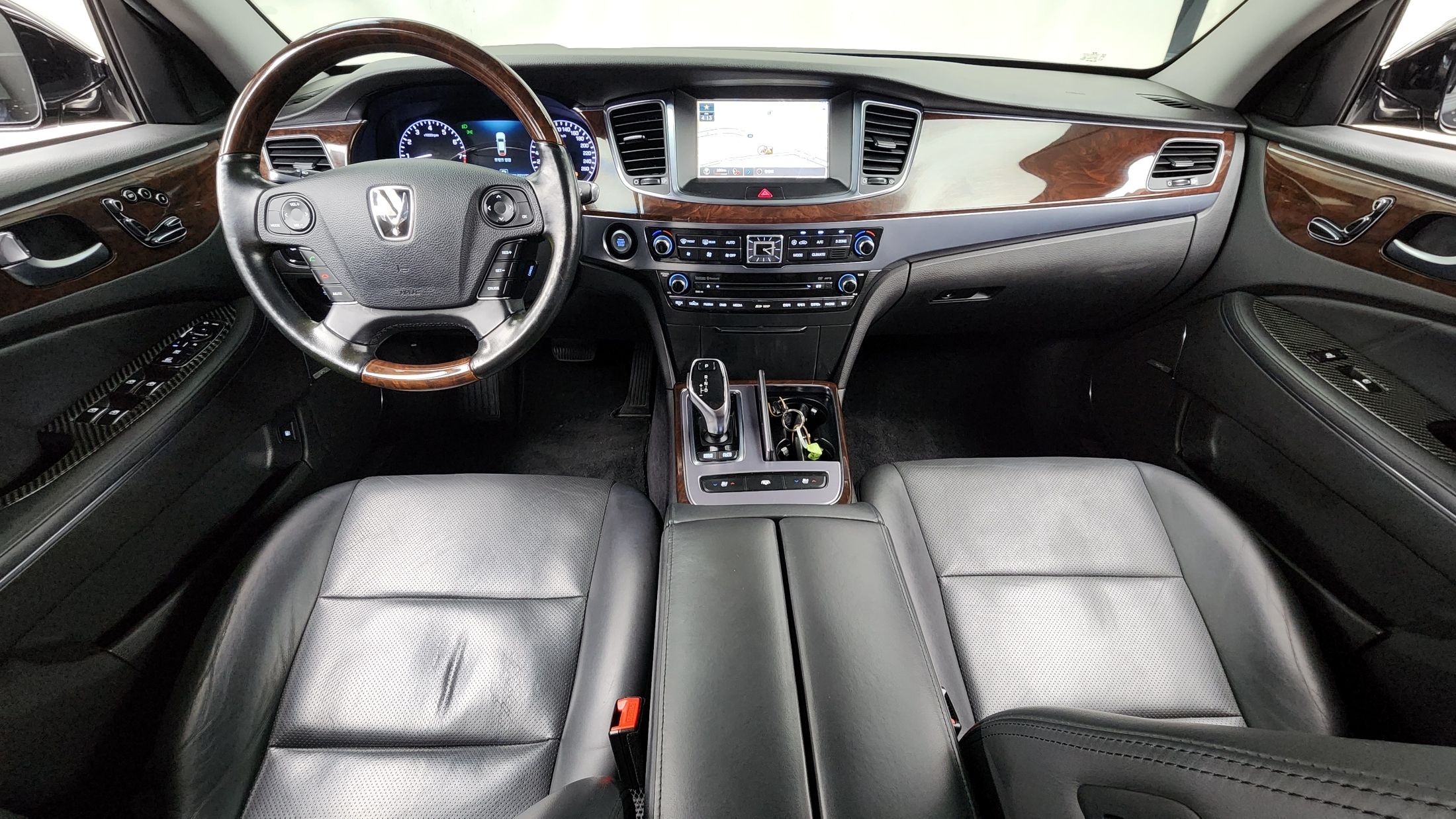 HYUNDAI EQUUS NEW 2013