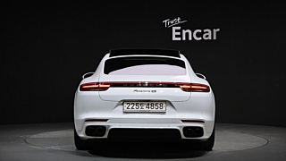 PORSCHE PANAMERA 971 2018