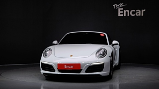 PORSCHE 911 2016