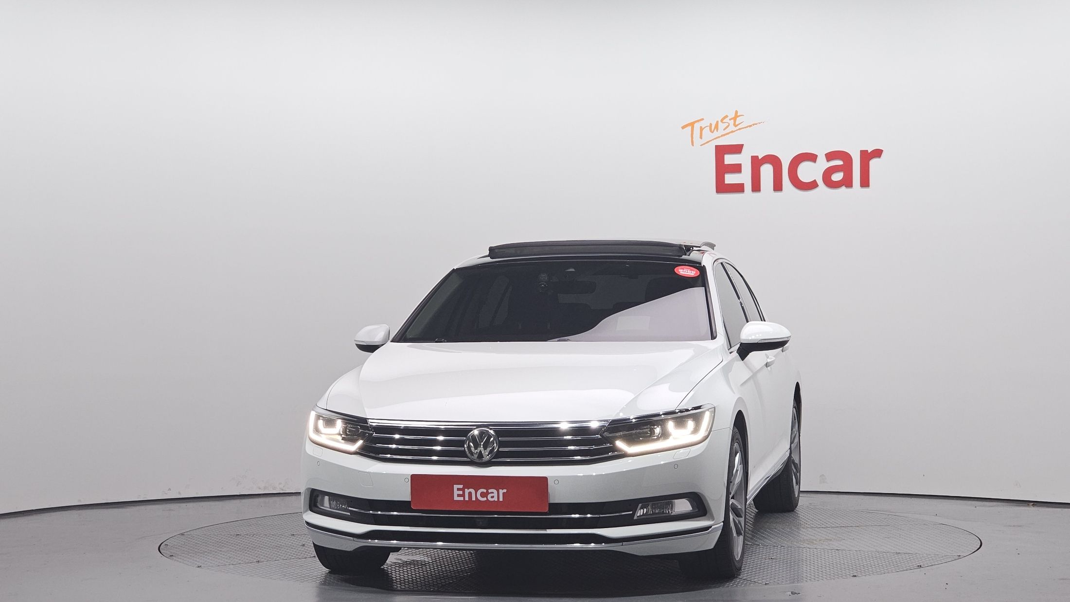 VOLKSWAGEN PASSAT GT B8 2018