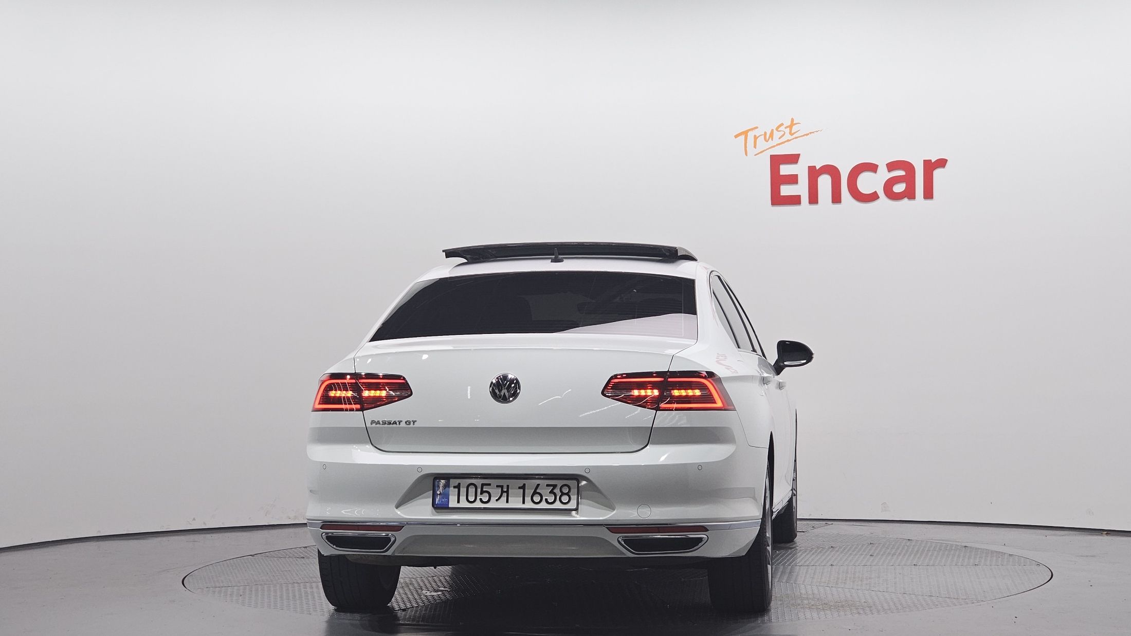 VOLKSWAGEN PASSAT GT B8 2018