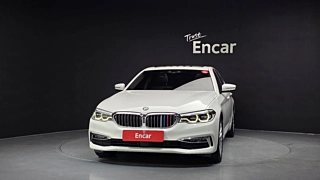 BMW 5-SERIES G30 2019