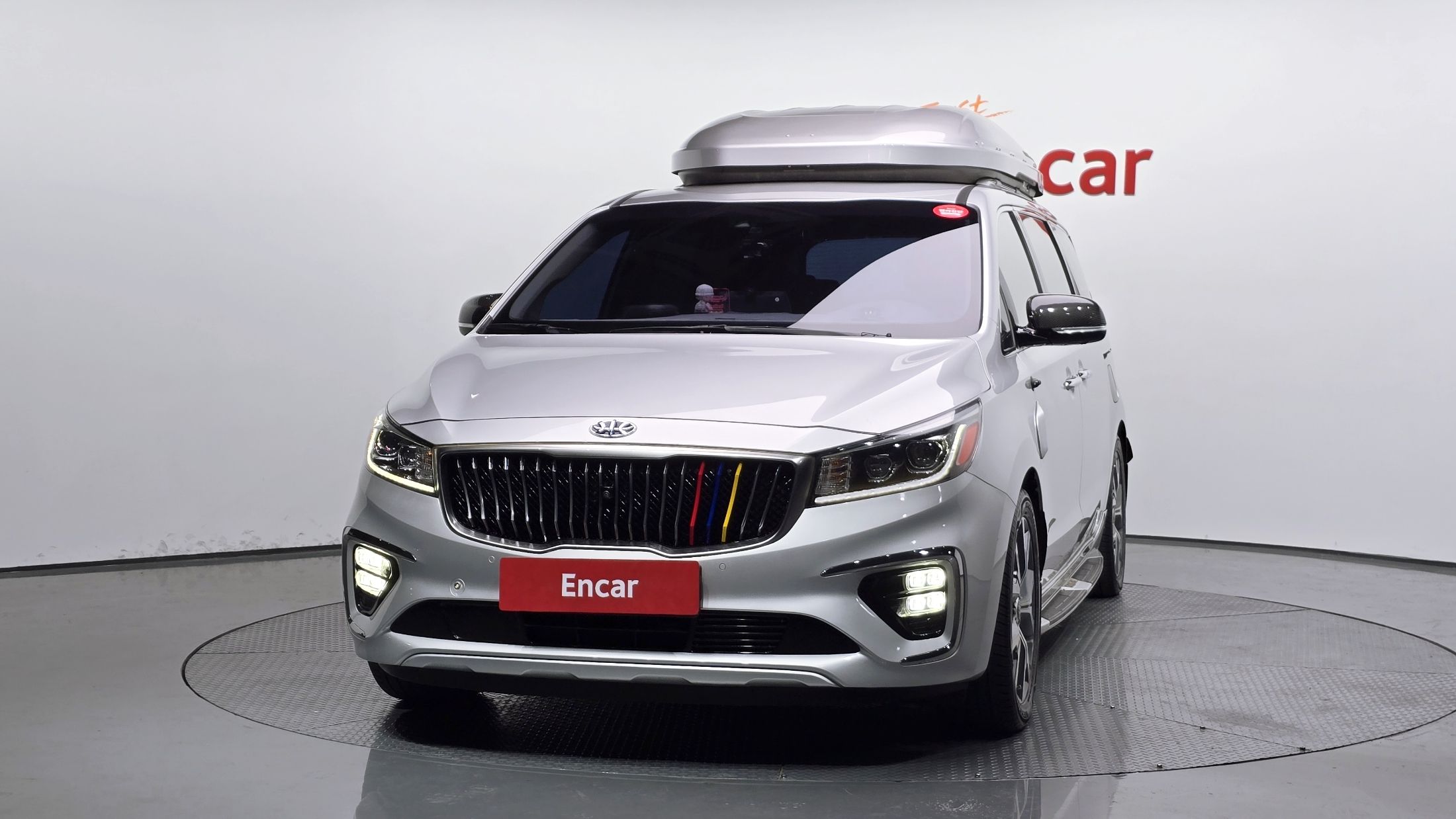 KIA CARNIVAL 2018