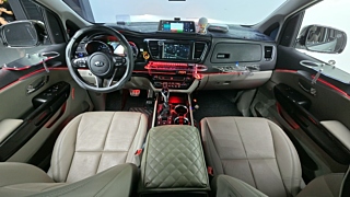 KIA CARNIVAL 2018