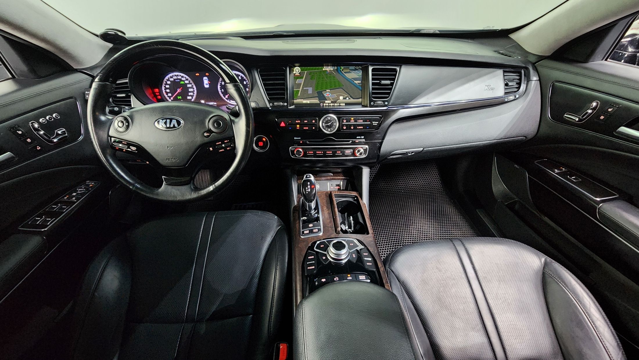 KIA K9 2012