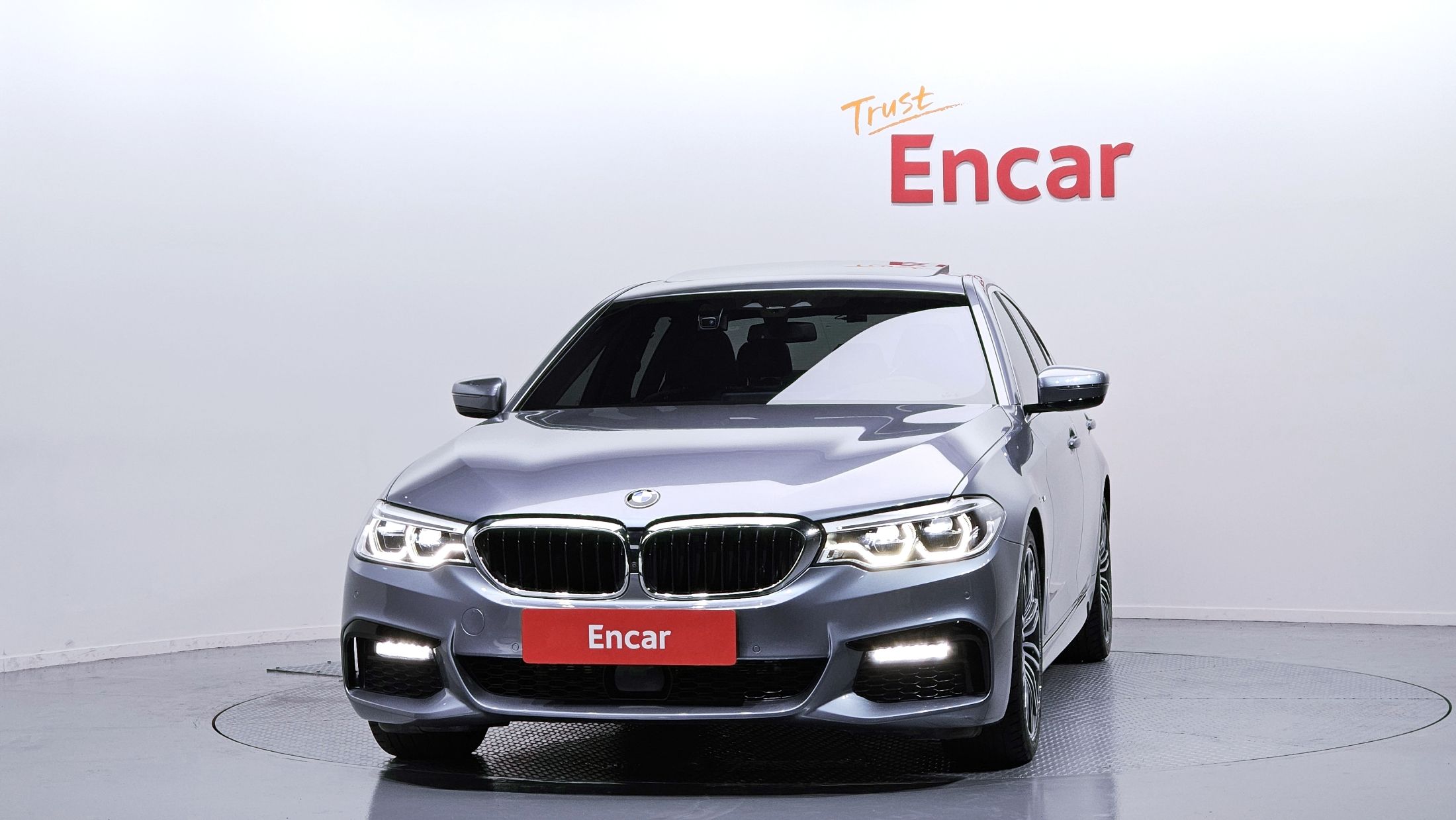 BMW 5-SERIES G30 2020