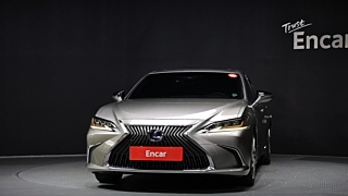 LEXUS ES300H 2021