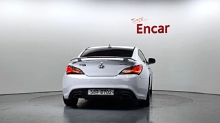 HYUNDAI GENESIS COUPE 2016
