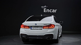BMW 5-SERIES G30 2020