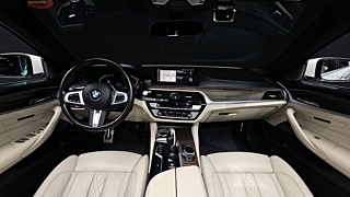 BMW 5-SERIES G30 2020