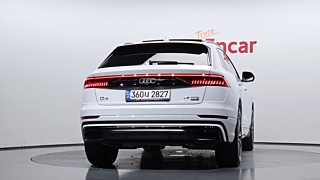 AUDI Q8 4M 2021
