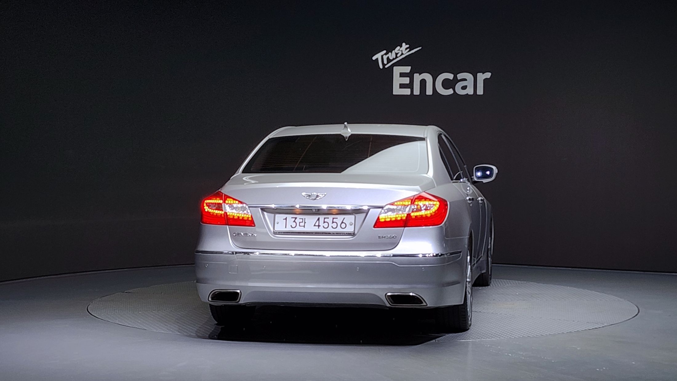 HYUNDAI GENESIS 2011