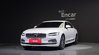 VOLVO S90 2021