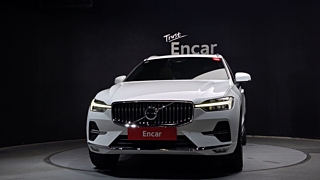 VOLVO XC60 2023