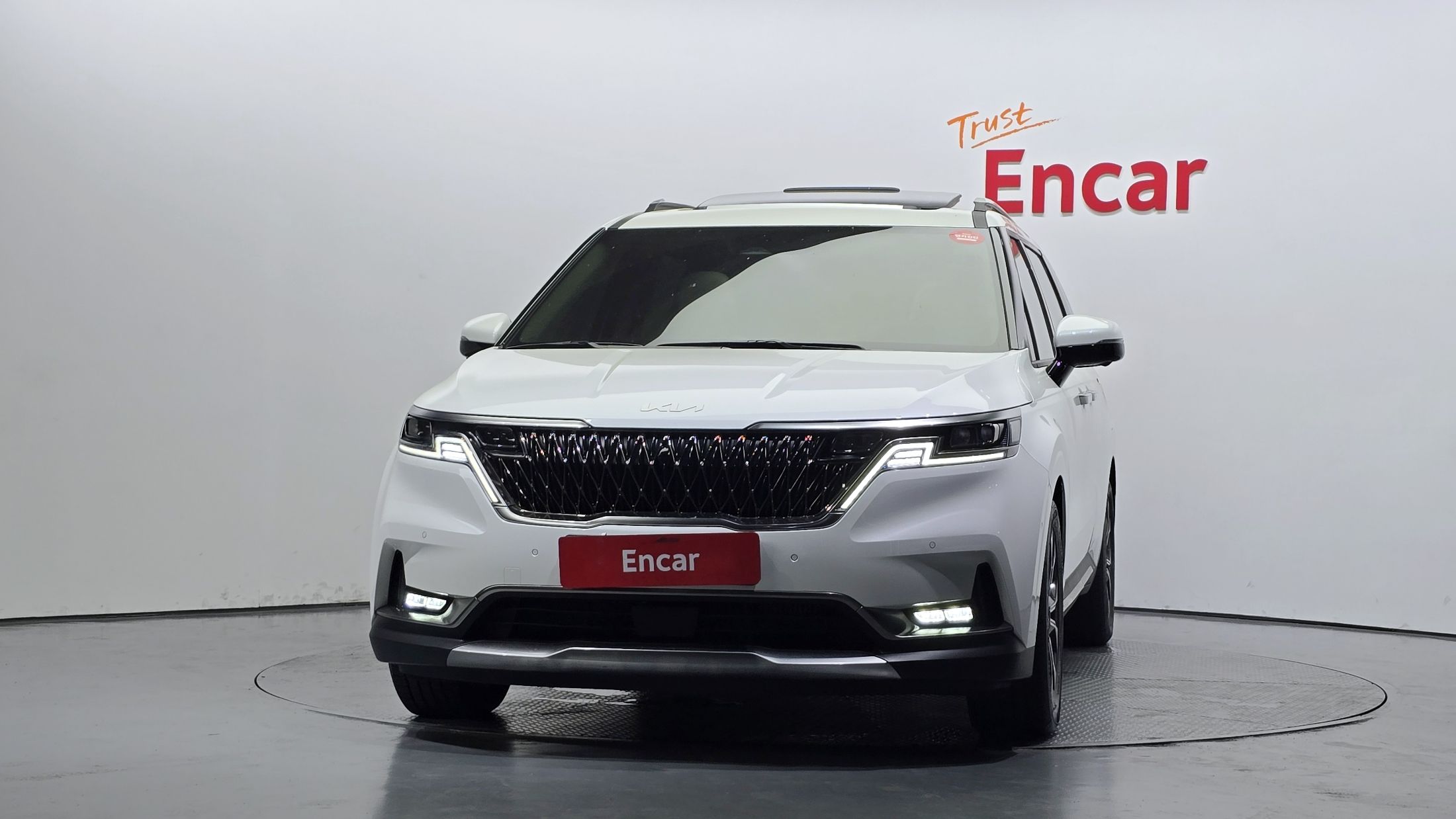 KIA CARNIVAL 2023
