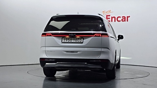 KIA CARNIVAL 2023